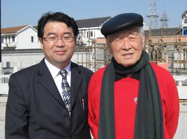 《朋 友》