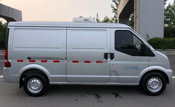 东风小康 小康c35 2018款 c35 1.5l基本型Ⅱ厢车国v dk15