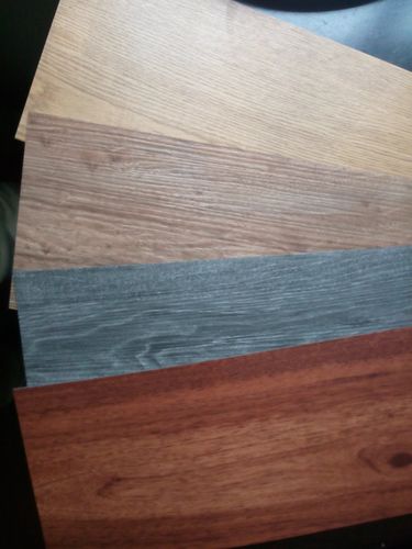 pvc塑料地板 石塑地板片材 木纹pvc办公室商场地板革 耐磨防滑