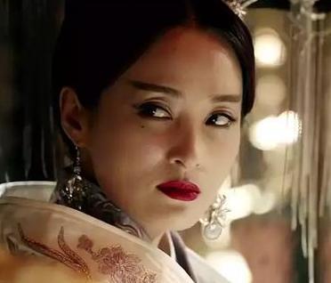 蒋勤勤都快43了, 几乎不见老, 还为他再添一胎!