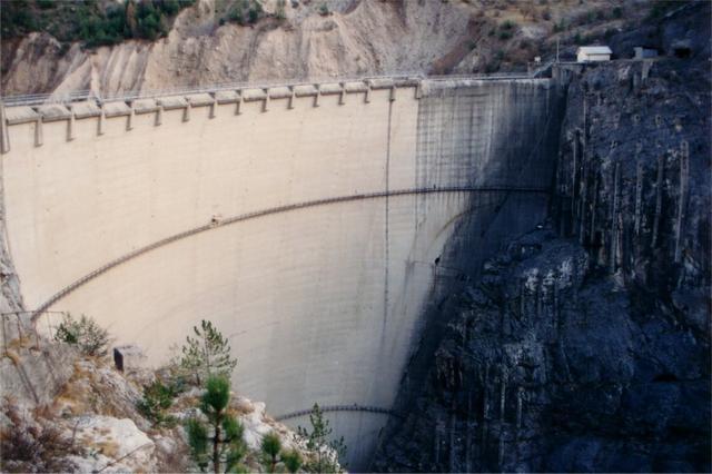 世界上最高的10大水坝(|大坝|拱坝|水电站|水库_网易
