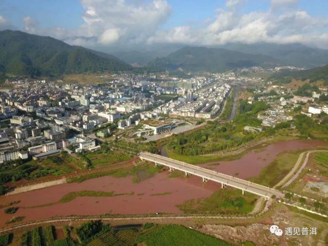 遇见普洱丨航拍下的镇沅县城