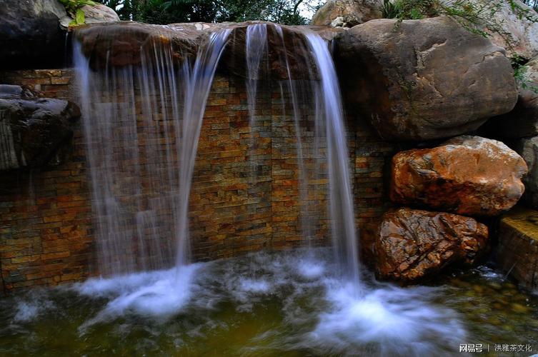 看涓涓细水长流听暖暖鸟语花香