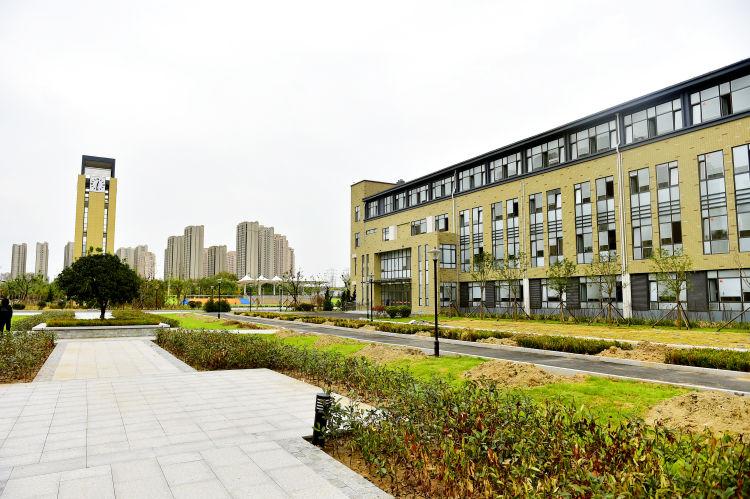 青岛市北中学10月底将全部完工 办学规模48个班