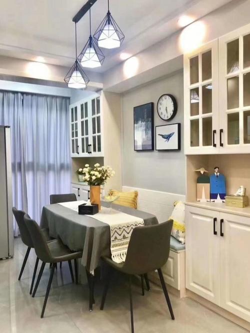 【西安赛鼎装饰】 小户型餐厅参考 卡座,餐边柜收纳妥妥的 色调也清新