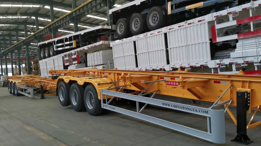 三轴40ft罐式集装箱底盘拖车骨架拖车制造商骨架集装箱半挂车待售