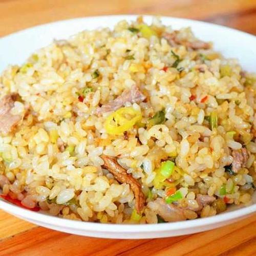 泡椒肉丝炒饭