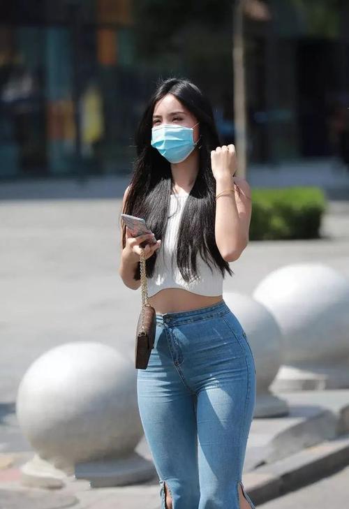 梨形身材怎么穿好看把握自身的优势还怕被人低估吗