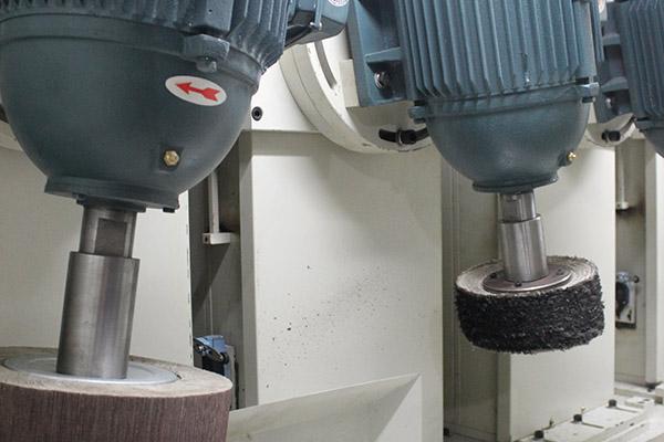 全自动打磨抛光机