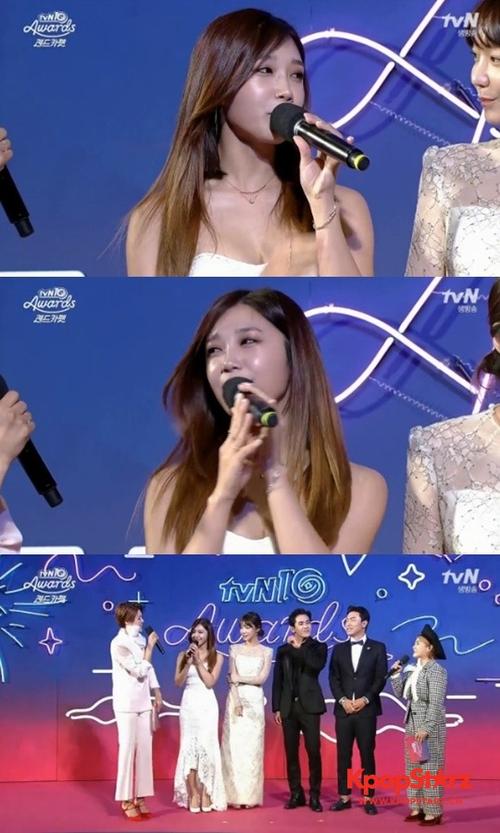 郑恩地被问徐仁国去哪了 sense十足回答:因为购物很忙