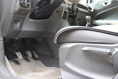 求翼博打开发动机前盖方法