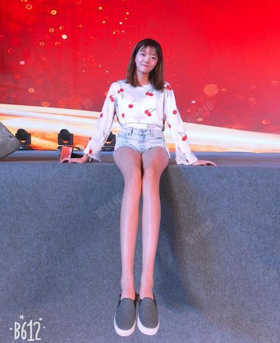 lol解说骆歆生活照写真斗鱼主播骆歆性感福利图片套图