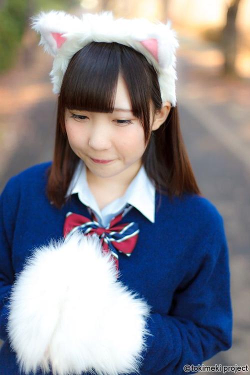 笹木 都々华 | 制服×猫コス : 日本文化を语る上で欠