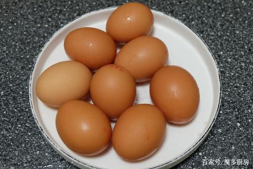 8个鸡蛋做了一盘菜,上桌就被抢,做法简单营养美味,和