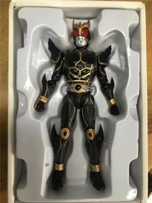 s假面骑士 蒙面超人 真骨雕 h究极 古迦 kuuga 黑目 f可动手办
