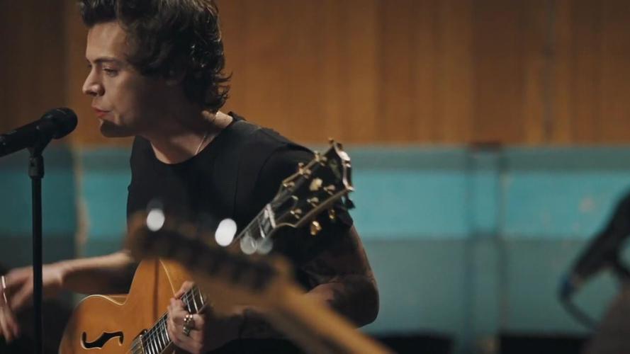 【harry styles】kiwi现场版1080p