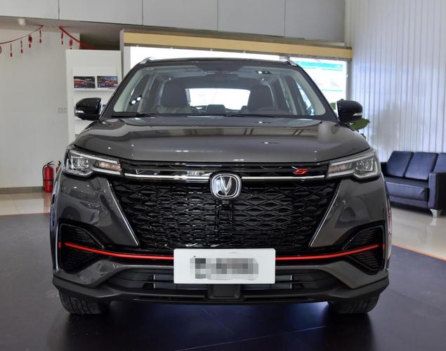 长安cs55降了多少钱了(长安cs35裸车多少钱)