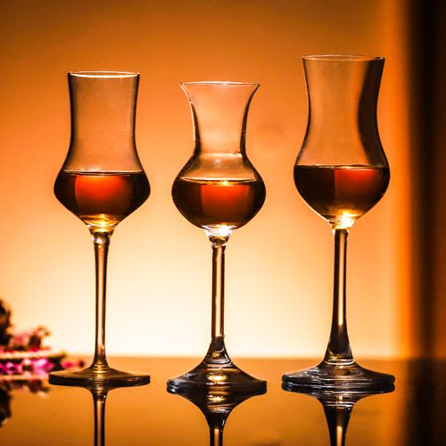 水晶闻香杯 威士忌品鉴杯/试酒杯/郁金香杯/甜酒杯/iso专业品鉴杯