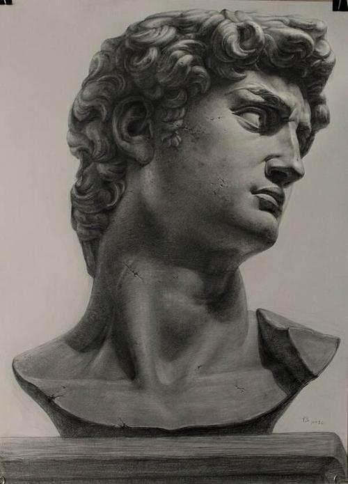 细节刻画到位的大卫石膏头像素描画图片
