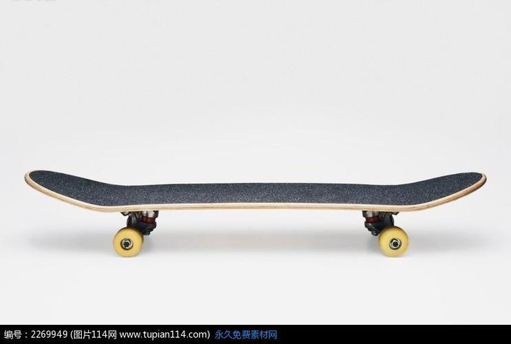 滑板侧面摄影图片