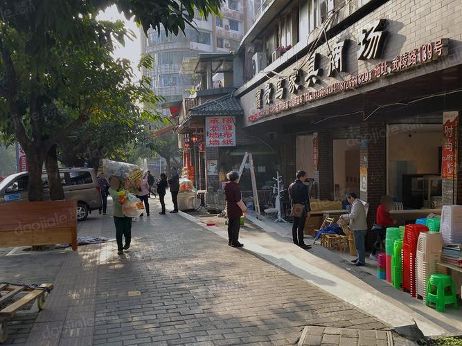 渝北区龙溪镇 武陵路147号两房62万 紧邻商圈,轻轨房,拎包入住二手房