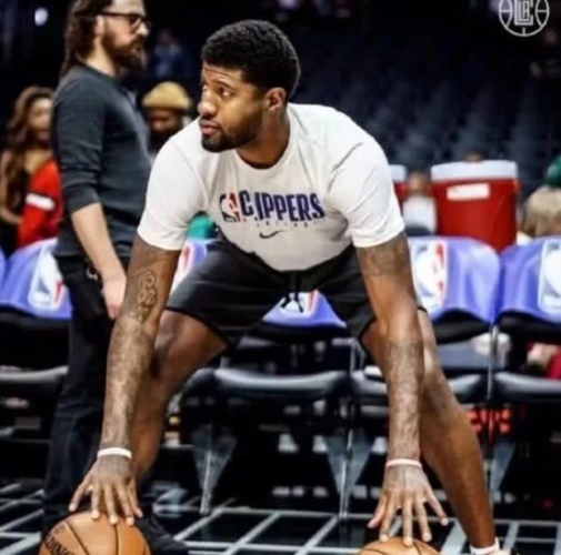 保罗·乔治,耐克,篮球鞋,pg4,泡椒系列