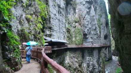 重庆周边又添避暑新景区 涪陵武陵山大裂谷8月15日试运行