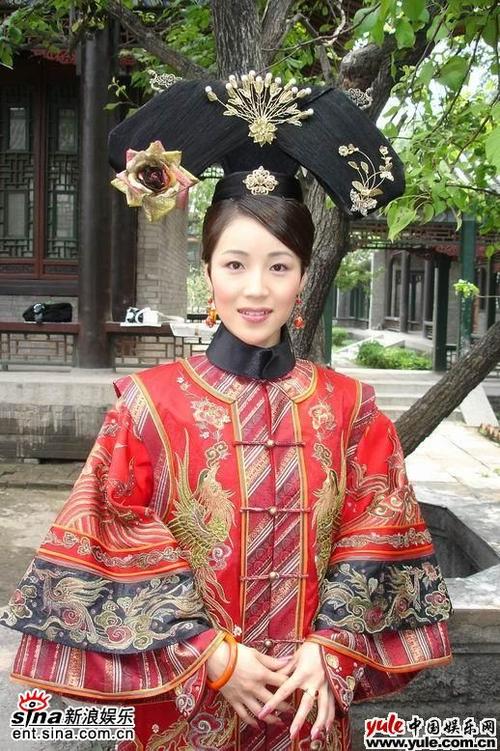 梁镜珂