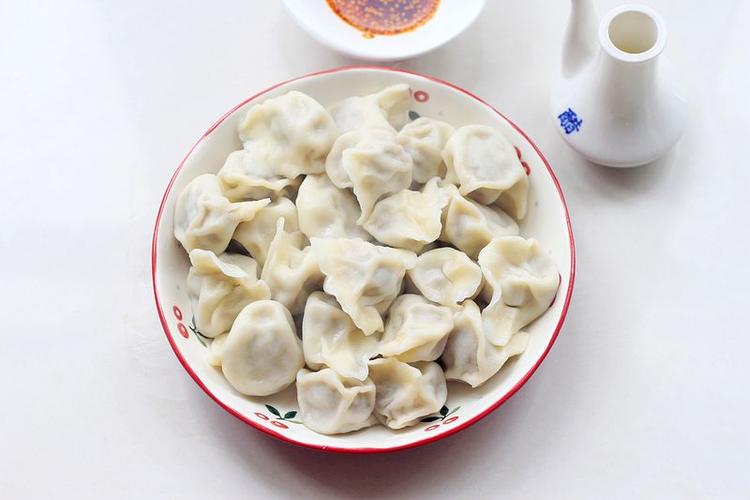 包牛肉饺子,要记住九种调味料比例,不腥不柴,鲜嫩又汁