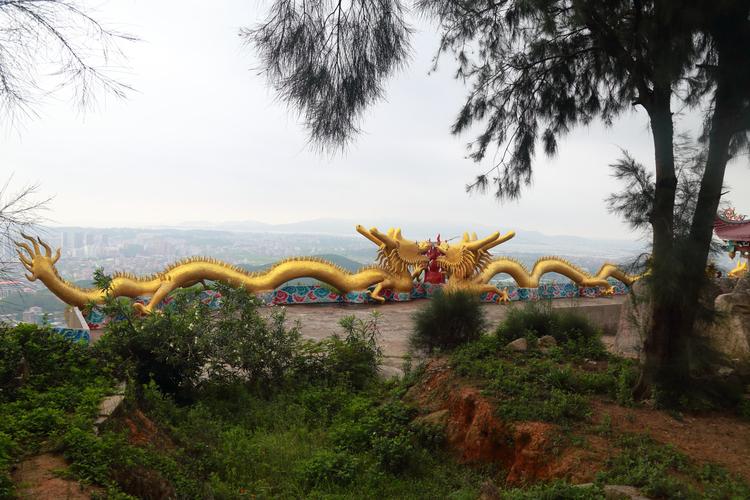莆田五侯山风景区,冲沁鹅山妈祖文化园,黄金产业园(福建鸟巢)一日游