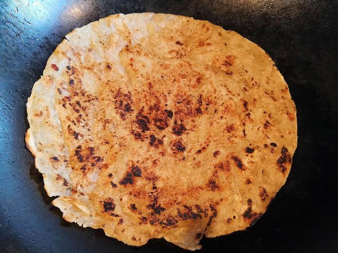 第一次做手抓饼就糊了00