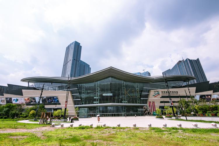 沈阳新世界博览馆——k11中国医科大学附属第四医院扩建病房楼工程