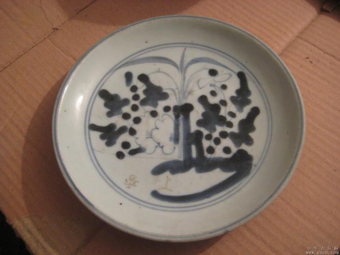 德化窑青花瓷盘1