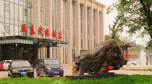 天津市亚泰民族饭店厨师长 津门知名餐饮人 从业近二十年,获得过诸多