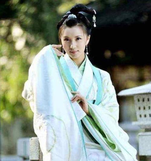 9大"貂蝉"的扮演者,韩雪有气质,刘亦菲惊艳,她无人能