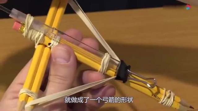 小伙用雪糕棒自制的蛛丝发射器,发出来的东西还是蛛丝吗?