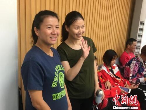 "孕妈"易思玲坚持参赛:我就是想来现场比赛!_搜狐体育