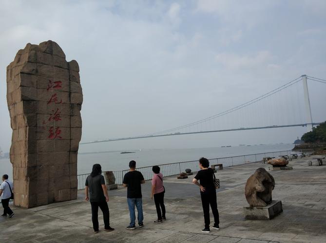 江阴:从赞园过中山公园到鹅鼻嘴公园