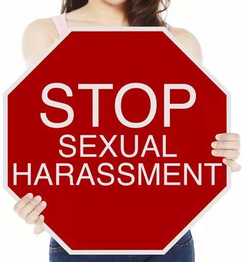 年,反政府抗议期间,安全部队和政府雇佣的镇压者对妇女进行了性侵犯
