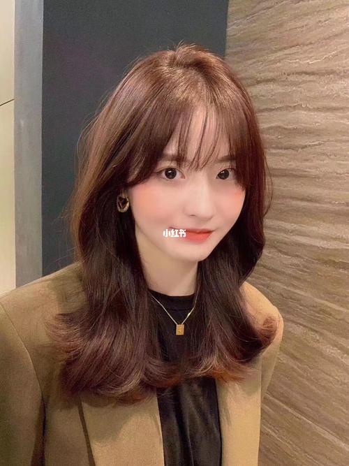 小辉payahair: 法式刘海 好看的发型重点都在头帘 头帘是门面 #paya