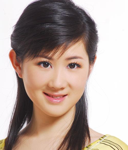 董倩薇