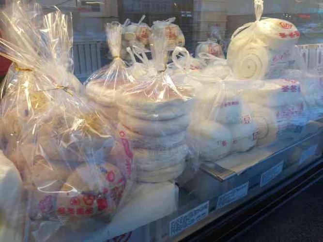冬冬食品(富民店)-"冬冬食品是沈阳人自己的牌子吧,很多分店,.
