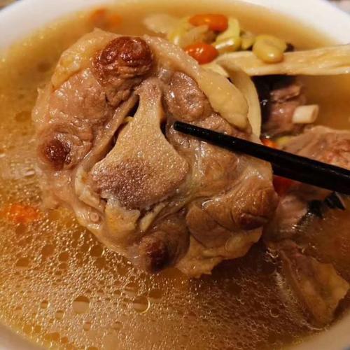 泥鳅北芪瘦肉汤