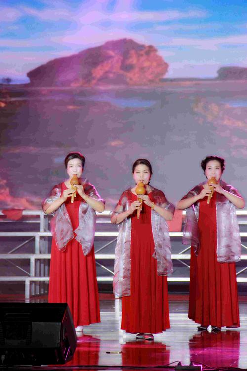 葫芦丝红歌联奏