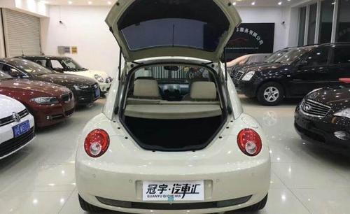 大众 甲壳虫 1.8t 豪华型白色自动档
