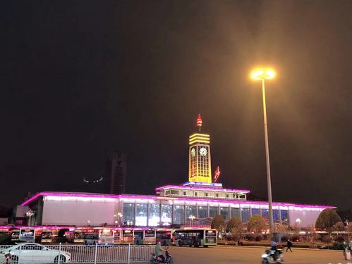 晚上十点的长沙火车站03