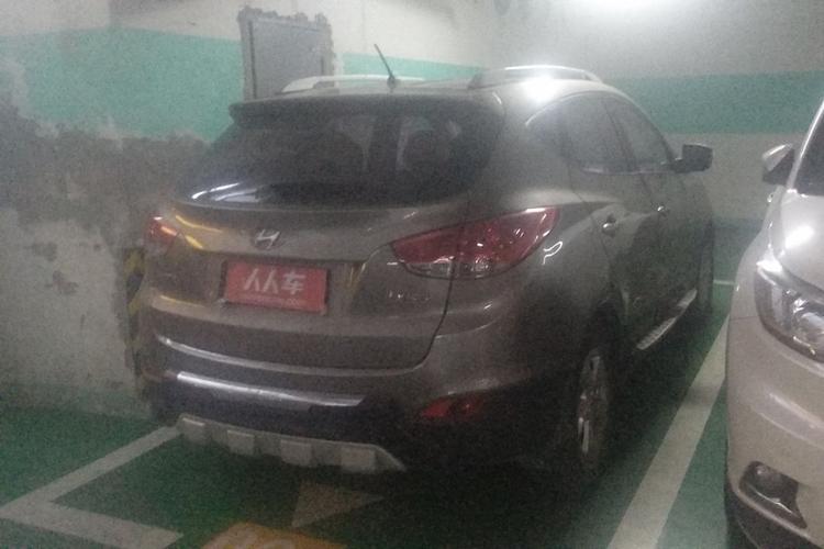 0l 自动两驱新锐版gl_重庆二手北京现代ix35_7.9万-人人车