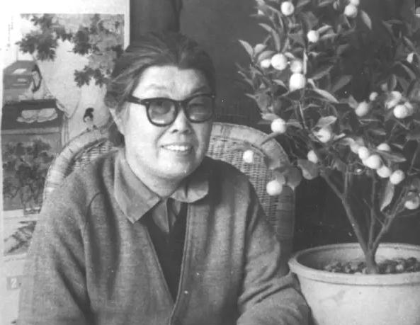 著名工笔仕女画家郭慕熙先生于8月17日逝世