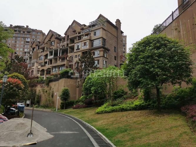 秀湖鹭岛叠上清水秀湖公园旁品质别墅