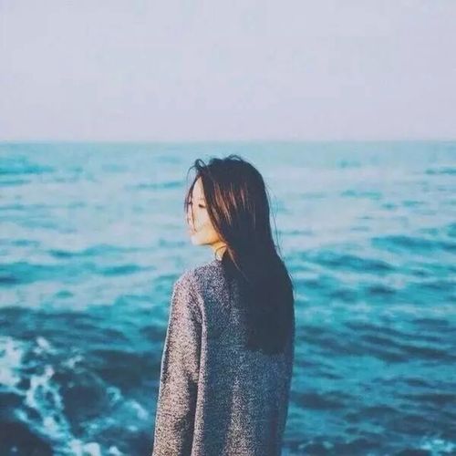 女生头像唯美 背影 【面朝大海】